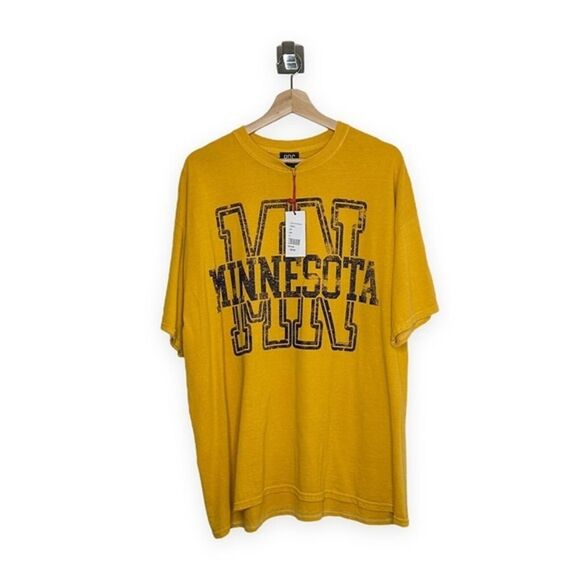 BDG Other - BDG Men's Golden Yellow Minnesota Collegiate Sport Graphic‎ T-shirt Size M/L NWT